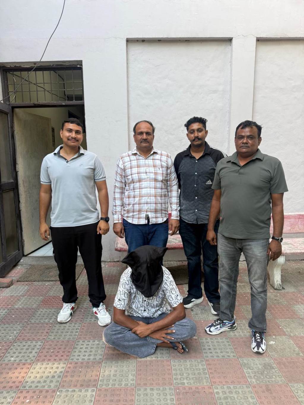 अवैध हथियार रखने वालों के खिलाफ करनाल पुलिस की सख्त कार्रवाई अवैध पिस्तौल व 17 जिंदा रौंद सहित आरोपी गिरफ्तार